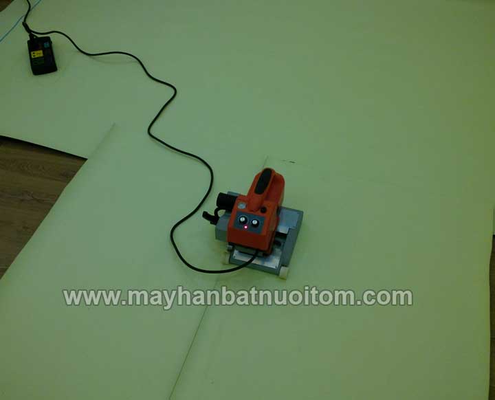 M&aacute;y h&agrave;n m&agrave;ng nhựa PVC model G615